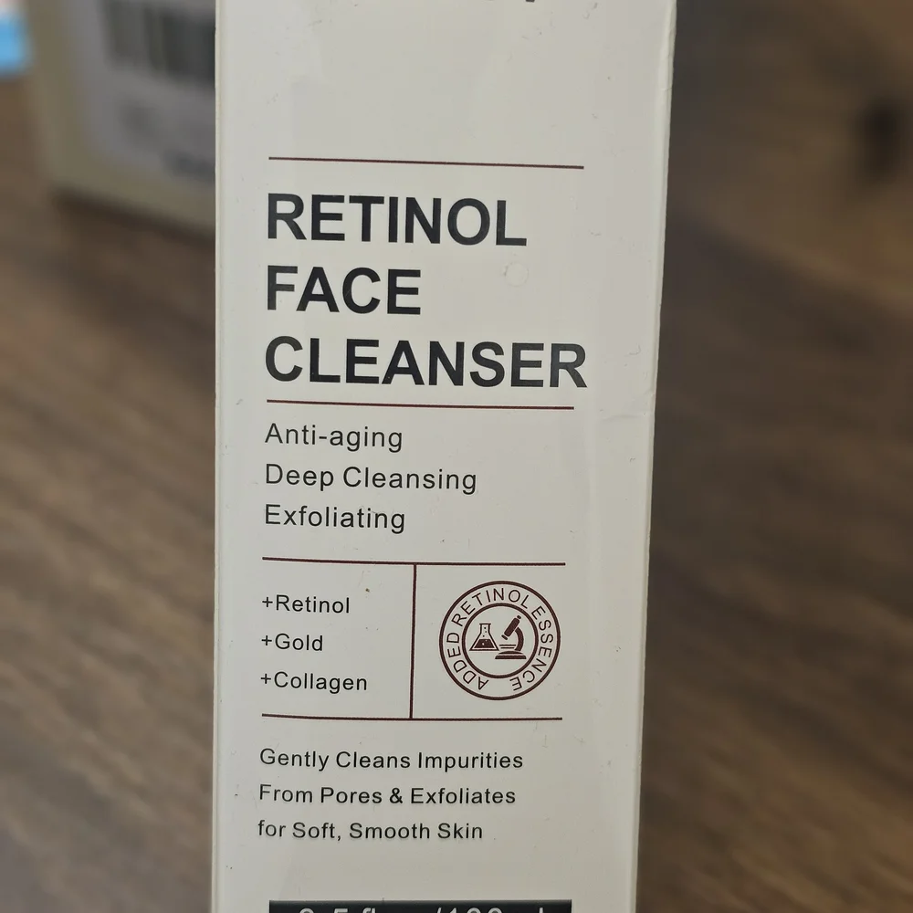 Retinol Face Cleanser.‎